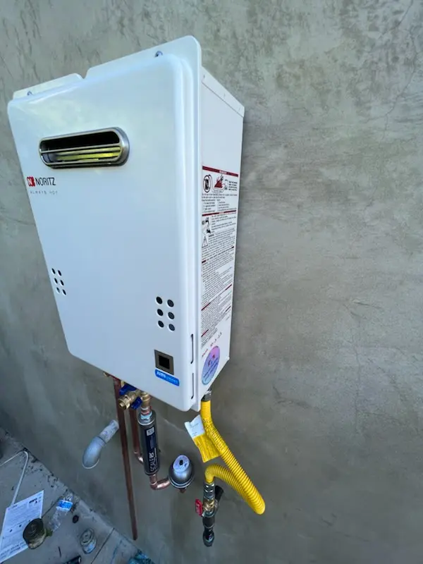 Tankless water heater installation for Goldsmith homes